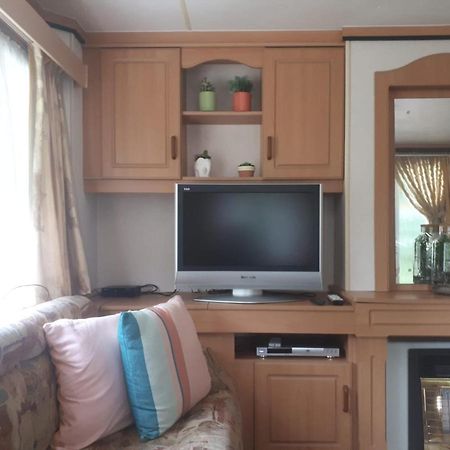 Caravan In Bosrijk Gebied Hotell Zuidlaren Eksteriør bilde